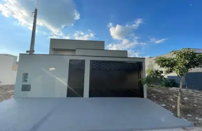 Casa com 3 Quartos à venda, 100m² - Parque Bellaville